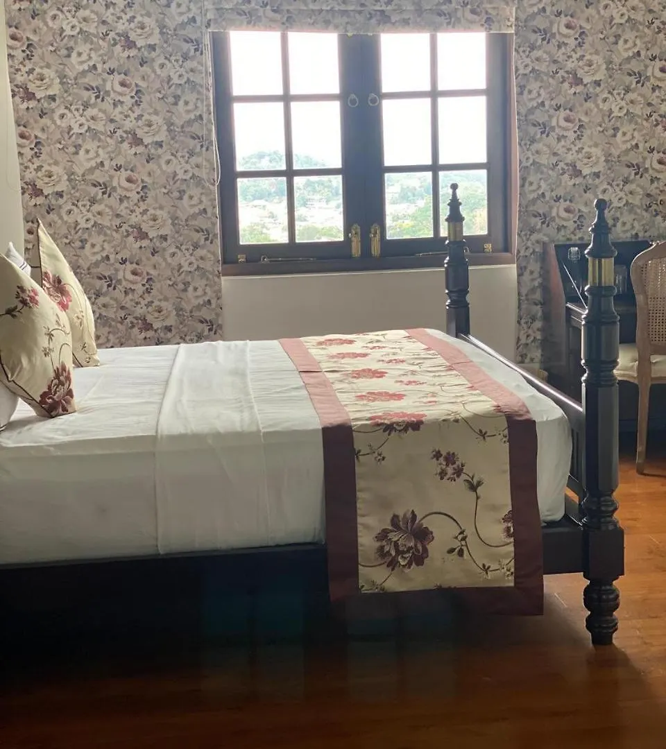 Coffee Bungalow Kandy Resort